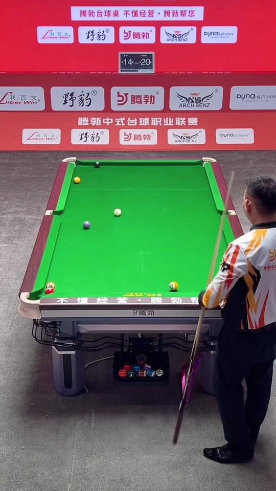 基人杯的竞 基人杯的竞